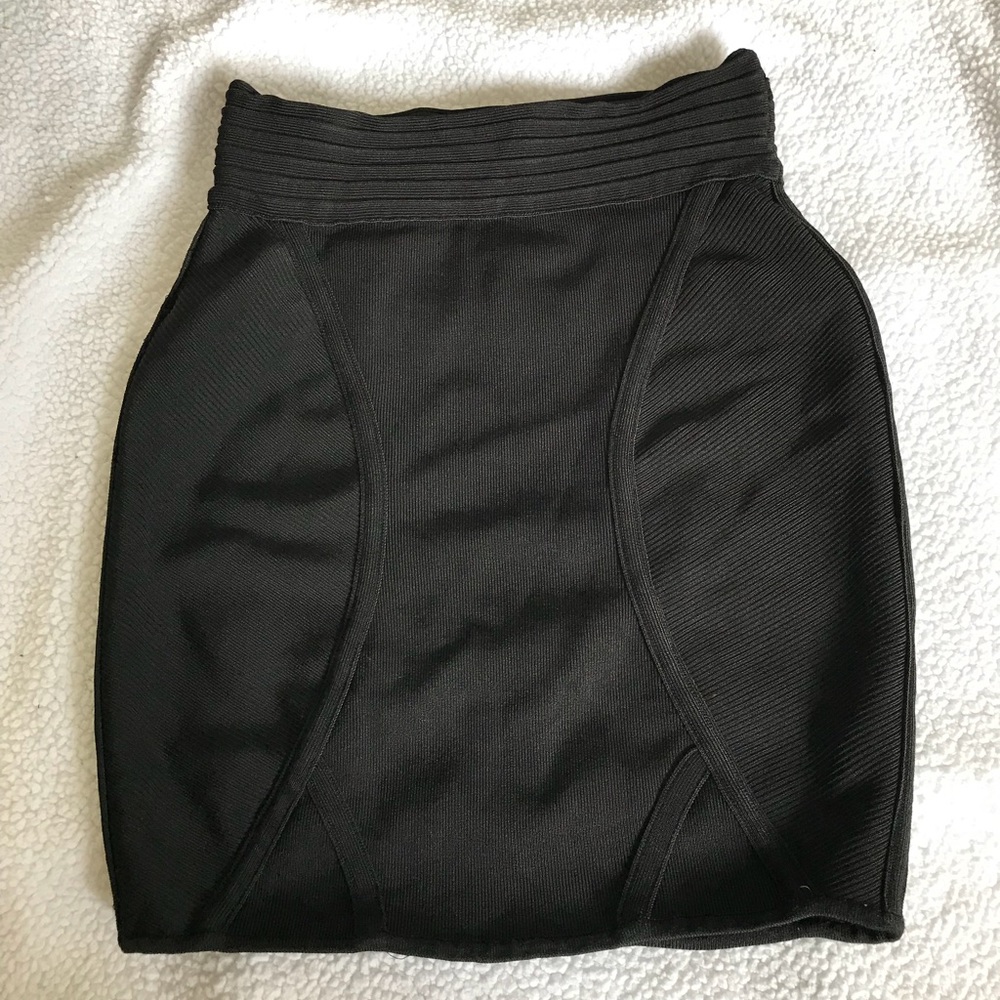 •LARK• bandage skirt